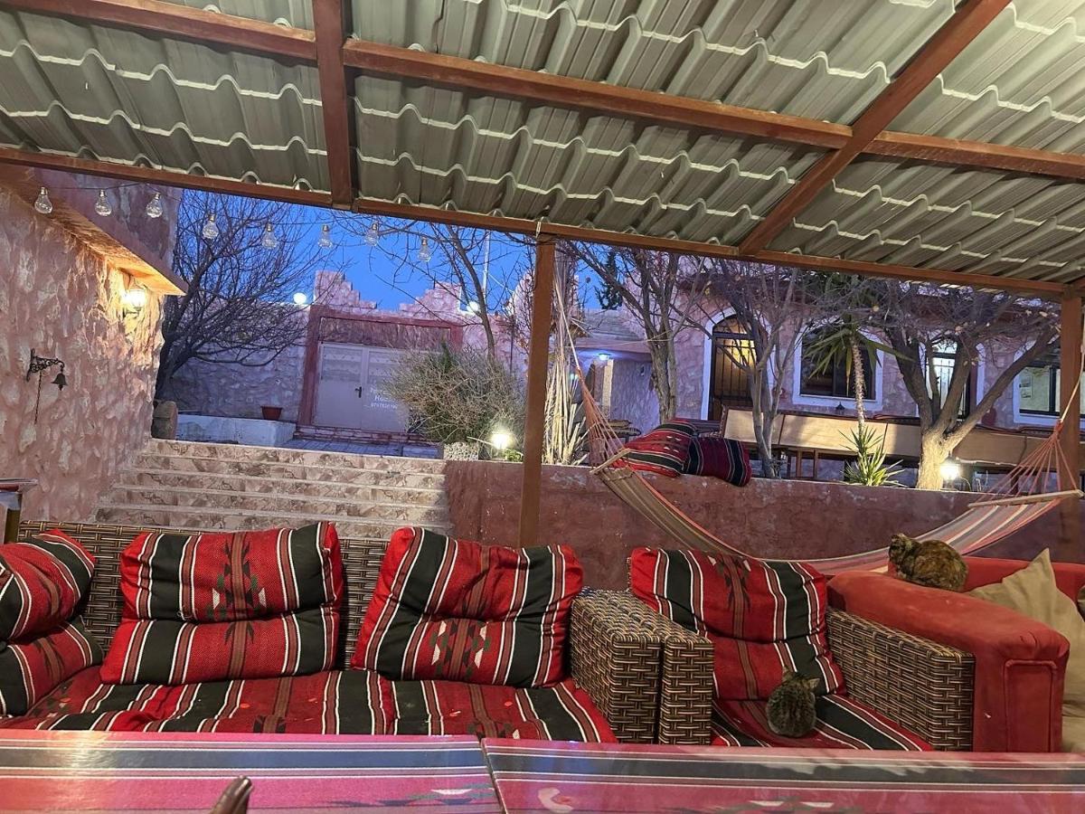 Petra Bedouin House 1 Appartement Wadi Musa Buitenkant foto